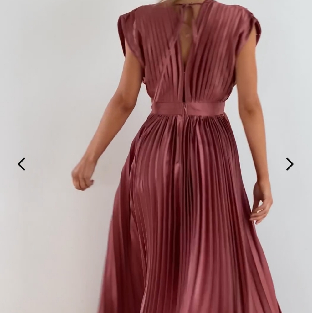 Toperth Deep-V Neck Back Tie Maxi Dress